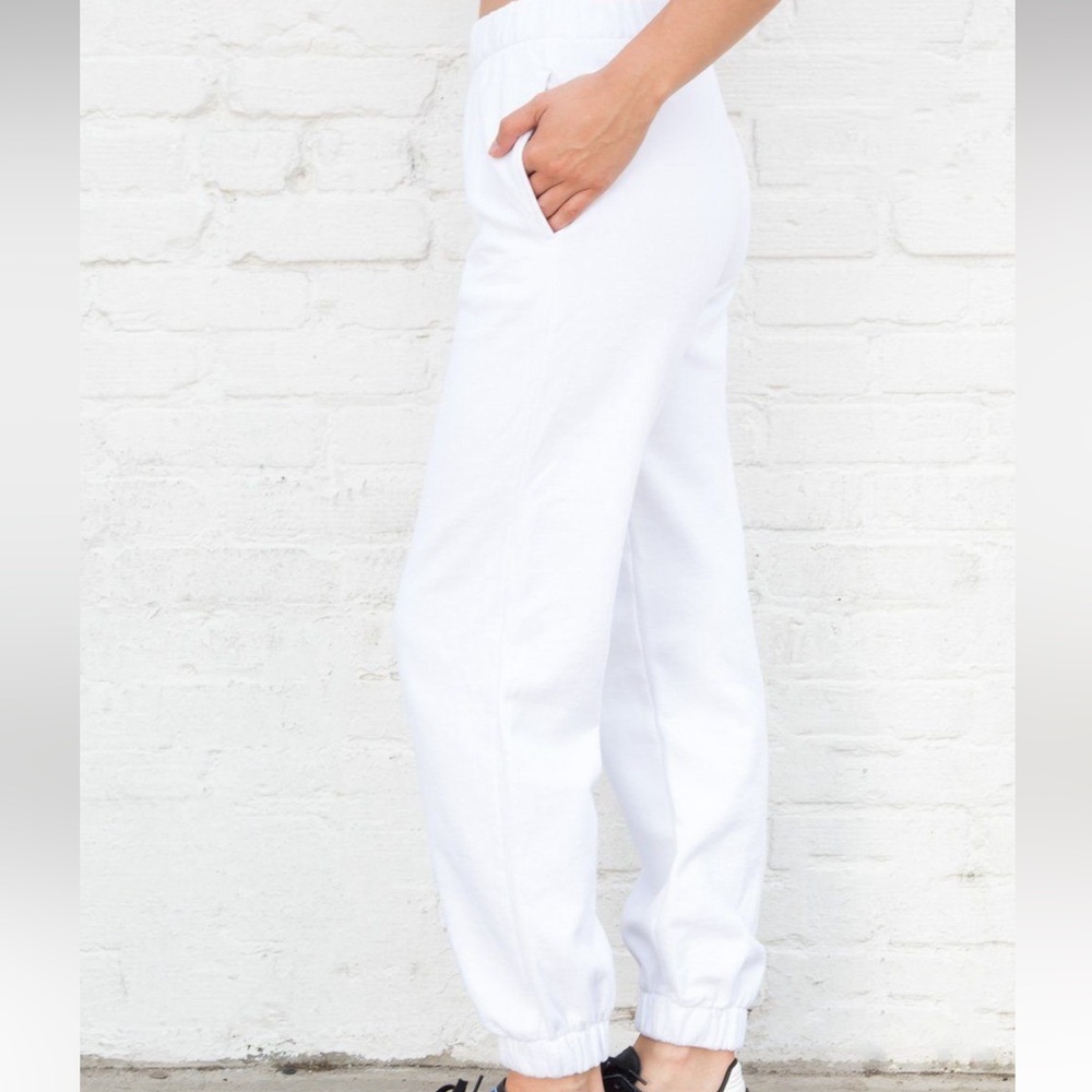 Brandy Melville Rosa Sweatpants